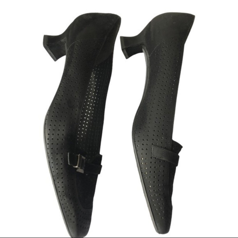 Stuart  Weitzman Black Suede Leather French Heel Size 9 M